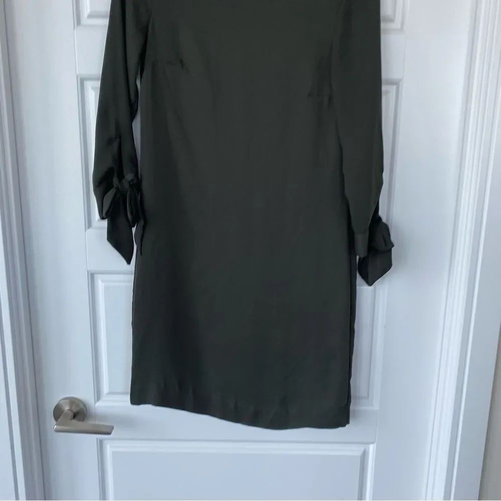 H&M | Satin dress - Picture 2 of 11
